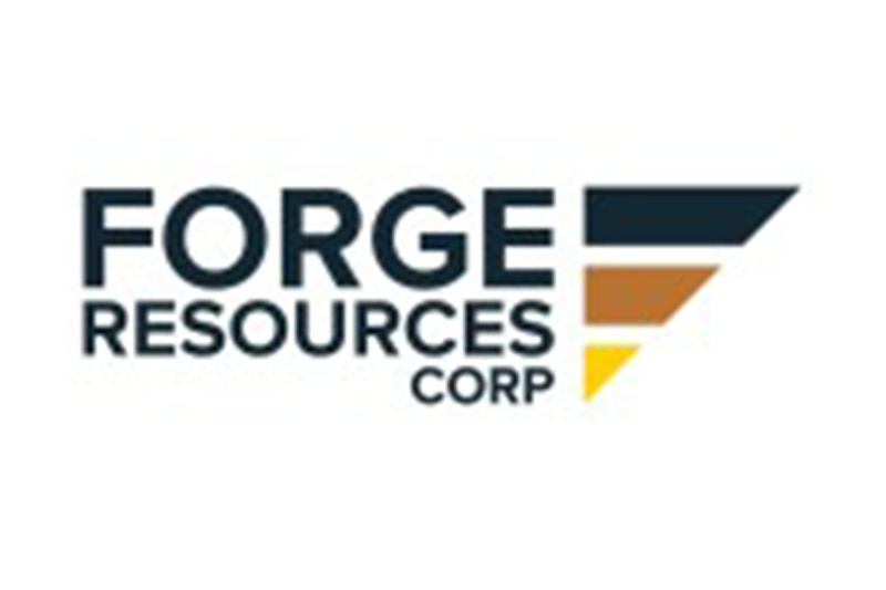 <strong>Forge Resources Corp. (CSE: FRG) (OTCQB: FRGGF) (FSE: 5YZ)</strong> (‘FRG’ or the ‘Company’) is pleased to announce initial observations of mineralization from the first diamond drill hole of the Phase II, 2025 drill program at the Alotta gold-copper porphyry property. ALT-25-012 intersected polymetallic veins, with one containing numerous grains of coarse visible gold. Drilling is currently underway at the Alimony Target, and the Company expects to complete an additional 3-4 holes during this program.
<strong>Highlights:</strong>
At the Payoff Zone, hole ALT-25-012, collared ~200 m to the west of previous drilling, intersected <strong>numerous occurrences of visible gold</strong> from a sulphide-rich quartz vein (Photo 1 and Figure 1).
Diamond drilling has now tested the lower Payoff Zone<strong> over a 500-metre strike length, with all holes consistently intercepting combined porphyry and vein style mineralization</strong>.
Widespread quartz-sulphide (pyrite, pyrrhotite, molybdenite and chalcopyrite) veining has been encountered throughout hole ALT-25-012, consistent with gold-bearing vein and porphyry-style mineralization previously observed at the Payoff Zone, including near-surface polymetallic pyrite-pyrrhotite-arsenopyrite-sphalerite veins.
Drilling has commenced at the Alimony Target, approximately 800 m to the northwest of the Payoff Zone. The Alimony Target is a 300 x 500 gold and molybdenum soil anomaly that has never been drilled.
<em><strong>Photo 1. </strong>Quartz vein with coarse native gold. Red circles highlight some of the clusters of native gold found within the vein. </em>
To view an enhanced version of this graphic, please visit:https://images.newsfilecorp.com/files/8680/268483_5f17bcd984538af8_001full.jpg
<em><strong>Figure 1. </strong>Photos of coarse visible gold and bismuthinite in ~10 cm wide quartz vein (287.32 – 288.24 m).</em>
To view an enhanced version of this graphic, please visit:https://images.newsfilecorp.com/files/8680/268483_5f17bcd984538af8_002full.jpg
After the successful completion of the Phase I program, which intersected gold-enriched mineralization in all drill holes (<em>see news release dated September 8, 2025</em>), Phase II drilling began with a hole collared 215 m to the west of previous drilling at the Payoff Zone (Figure 2 and Table 1). Hole ALT-25-012 has encountered similar, veining and alteration as previous holes, increasing the known strike length of the Payoff Zone to 500 m. The zone remains open in all directions.
<em><strong>Figure 2</strong>. Diamond Drill Hole Map</em>
To view an enhanced version of this graphic, please visit:https://images.newsfilecorp.com/files/8680/268483_5f17bcd984538af8_003full.jpg
The Payoff Zone is a gold-enriched area of widespread, near-surface, quartz-sulphide and sulphide (pyrite-pyrrhotite±chalcopyrite±molybdenite) mineralization that is thought to lie peripheral to a large porphyry centre. Inaugural drilling at this zone returned a discovery interval of <strong>219 m grading 0.46 g/t Au, </strong>including <strong>22.45 m grading 1.20 g/t Au </strong>from drill hole ALT-23-001 (<em>see news release dated February 29, 2024</em>). The zone is characterized by a large (500 x 600 m) overlapping gold and copper soil geochemical anomaly that overlies a magnetic low.
The Alimony target is an undrilled molybdenum soil anomaly with overlapping gold in soil values in the westernmost part of the property that coincides with the boundaries of magnetic high and low signatures. Drill hole ALT-25-013, which is currently being drilled (Table 1), is designed to test the soil anomaly.
<strong>Hole ID</strong>
<strong>Easting (m)</strong>
<strong>Northing (m)</strong>
<strong>Elevation (m)</strong>
<strong>Azimuth</strong>
<strong>Dip</strong>
<strong>Length (m)</strong>
ALT-25-012
623262
6915969
1083
135
-60
336.75
ALT-25-013
623021
6916482
1043
230
-05
In Progress
<em>*Coordinate data not yet finalized from field surveys</em>
<em><strong>Table 1: </strong>Diamond Drill Hole Data</em>
<strong>PJ Murphy, CEO, states:</strong> <em>‘The native gold bearing quartz vein at the Payoff Zone is a spectacular intersection that demonstrates the potential for significant mineralization throughout the Alotta property as we search for a high-grade porphyry centre. We are excited to see the remaining drill holes, all of which test new targets for the remainder of Phase II drilling.’</em>
<strong>ALT-25-012</strong>
Hole ALT-25-012 was collared 215 m to the west of holes ALT-25-008 and ALT-25-009, both of which were drilled during Phase I drilling. At 287.32 m down hole, drilling intersected a low angle to core axis, quartz vein (approximately 10 cm wide) hosting numerous grains of visible gold and bismuthinite, along with disseminated to semi-massive pyrrhotite, pyrite, chalcopyrite, arsenopyrite, molybdenite and sphalerite (Photo 1, Photo 2 and Figure 1).
<em><strong>Photo 2. </strong>~10 cm wide quartz vein cutting granodiorite hosting coarse native gold, bismuthinite, pyrrhotite, pyrite, chalcopyrite, arsenopyrite, molybdenite and sphalerite.</em>
To view an enhanced version of this graphic, please visit:https://images.newsfilecorp.com/files/8680/268483_5f17bcd984538af8_004full.jpg
The hole cut granodiorite and porphyritic rocks, which are altered for the entirety of the drill hole. Alteration includes pervasive secondary biotite that is overprinted by intense silicification, and widespread chlorite and sericite alteration which become stronger around areas of veining (Photo 3).
<em><strong>Photo 3. </strong>Quartz-pyrite veins with strong chlorite-sericite alteration halos </em>
To view an enhanced version of this graphic, please visit:https://images.newsfilecorp.com/files/8680/268483_5f17bcd984538af8_005full.jpg
The hole intersected significant near-surface alteration, veining and sulphide mineralization. Vein-hosted pyrite, molybdenite, chalcopyrite and pyrrhotite were encountered over the length of the hole, with the strongest veining found in the upper 100 metres (Photo 4). Several semi-massive sulphide veins hosting pyrrhotite-pyrite-arsenopyrite±sphalerite were encountered in the upper 60 metres of the hole (Photo 5).
<em><strong>Photo 4.</strong> Quartz vein with centreline of pyrite (right) cutting porphyritic rocks hosting disseminated pyrite and pyrrhotite. </em>
To view an enhanced version of this graphic, please visit:https://images.newsfilecorp.com/files/8680/268483_5f17bcd984538af8_006full.jpg
<em><strong>Photo 5. </strong>Quartz-carbonate vein hosting pyrite-arsenopyrite-sphalerite </em>
To view an enhanced version of this graphic, please visit:https://images.newsfilecorp.com/files/8680/268483_5f17bcd984538af8_007full.jpg
Drill core from this hole is currently being logged and processed on site and will be submitted for analysis upon completion. Results will be released after being received and checked for Quality Assurance / Quality Control.
<strong>Proximity to Measured and Indicated Resources</strong>
The Alotta property consists of 230 mineral claims that covers approximately 4,723 hectares in a similar geological setting to Western Copper and Gold’s Casino deposit, that is located 50 km to the south-east. The Casino deposit is one of the largest undeveloped copper-gold porphyry projects in the world.
<strong>Options</strong>
The Company also announces the issuance of an aggregate of 500,000 options to a consultant of the Company (the ‘<strong>Options</strong>‘). Each option allows the holder to purchase one common share of the Company (each a ‘<strong>Share</strong>‘) upon the terms and conditions of the option agreement. The Options are exercisable over a two-year term expiring on September 30, 2027, at a price per Share of $0.51.
<strong>About Forge Resources Corp.</strong>
Forge Resources Corp. is a Canadian-listed junior exploration company focused on exploring and advancing the Alotta project, a prospective porphyry copper-gold-molybdenum project consisting of 230 mineral claims that cover 4,723 hectares, located 50 km south-east of the Casino porphyry deposit in the unglaciated portion of the Dawson Range porphyry/epithermal belt in the Yukon Territory of Canada.
In addition, the Company holds an 80% interest in Aion Mining Corp., a company that is developing the fully permitted La Estrella coal project in Santander, Colombia. The project contains eight known seams of metallurgical and thermal coal.
<strong>Qualified Person</strong>
Lorne Warner, President and P. Geo, is a qualified person as defined by National Instrument 43-101 and has reviewed and approved the scientific and technical disclosure in this news release.
On behalf of the Board of Directors‘PJ Murphy’, CEO Forge Resources Corp.info@forgeresources.com
<strong>Forward-Looking Statements</strong>
<em>Certain of the statements made and information contained herein may contain forward-looking information within the meaning of applicable Canadian securities laws. Forward-looking information includes, but is not limited to, information concerning the Company’s intentions with respect to the development of its mineral properties. Forward-looking information is based on the views, opinions, intentions and estimates of management at the date the information is made, and is based on a number of assumptions and subject to a variety of risks and uncertainties and other factors that could cause actual events or results to differ materially from those anticipated or projected in the forward-looking information (including the actions of other parties who have agreed to do certain things and the approval of certain regulatory bodies). Many of these assumptions are based on factors and events that are not within the control of the Company and there is no assurance they will prove to be correct. There can be no assurance that forward-looking information will prove to be accurate, as actual results and future events could differ materially from those anticipated in such information. The Company undertakes no obligation to update forward-looking information if circumstances or management’s estimates or opinions should change except as required by applicable securities laws, or to comment on analyses, expectations or statements made by third parties in respect of the Company, its financial or operating results or its securities. The reader is cautioned not to place undue reliance on forward-looking information. We seek safe harbor.</em>
<strong>Source</strong>
This post appeared first on investingnews.com Forge Resources Intersects Additional Visible Gold in First Hole of Phase II Alotta Drill Program, Yukon